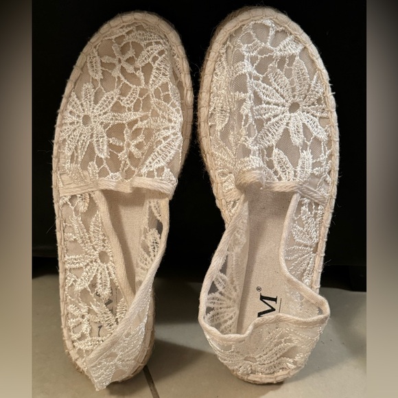 Espadrilles women’s C’M PARIS size 38 (never worn) - Picture 2 of 4